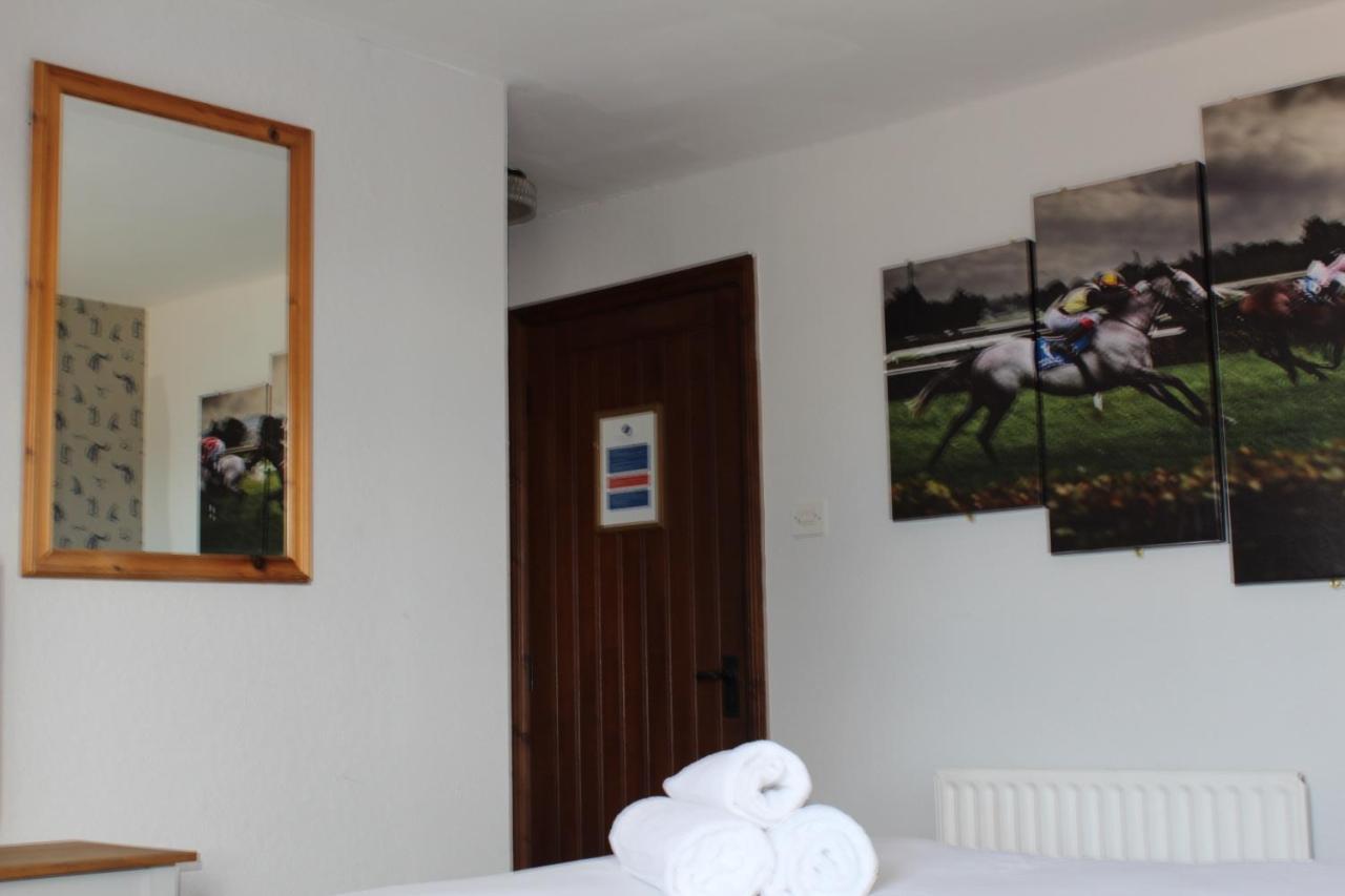 Stukeleys Hotel Great Stukeley Buitenkant foto